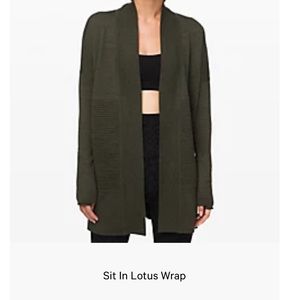 Lululemon, Sit in Lotus Wrap, Size 8, Heathered Dark Olive